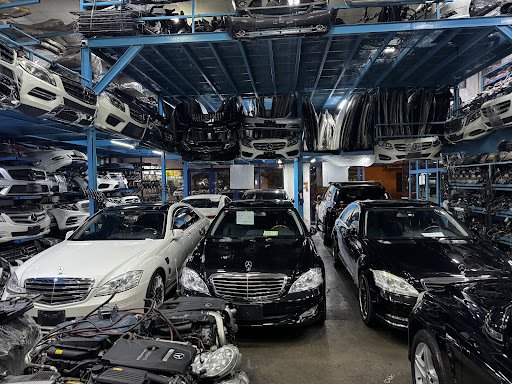 Shua al khaleej Mercedes used auto parts