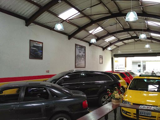 Fact - automotive sunroof