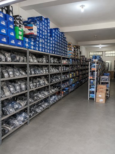 HF COMERCIO DE PEÇAS