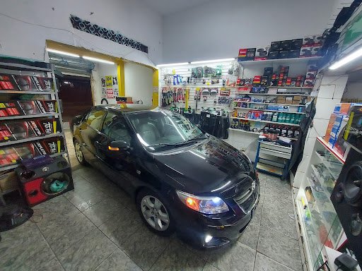 Reis Sound /especilizaçäo em som e / alarmes automotivo/ vidros elétricos / Travas eletrica / Baterias