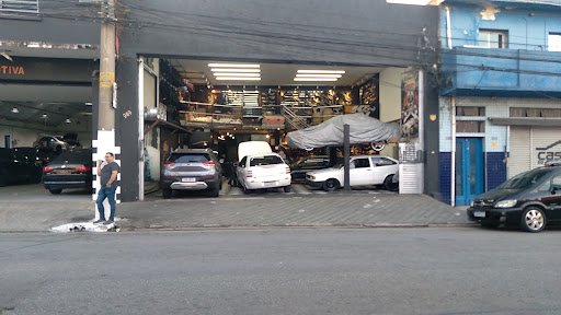 4D Garage