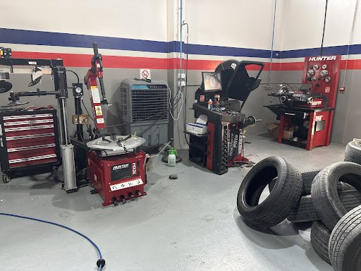 Momentum Tyre Services - Tire Services in Dubai | Wheel Alignment & Battery Services