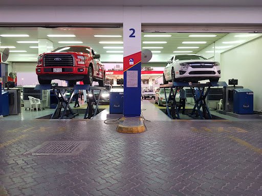 AG Auto Aweer P2 Showroom