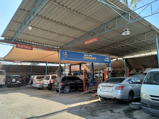 Delmon Auto Repair Workshop