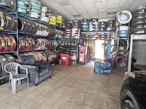 Noor Al Bahr Tyres Repairing