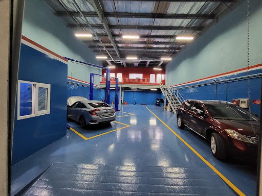 Kinetic auto service center