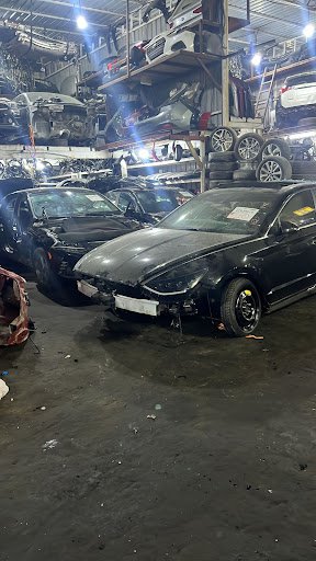 RAV4 Auto parts store