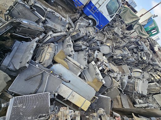 HAMID AFZALI USED CARS & SPARE PARTS TR L.L.C