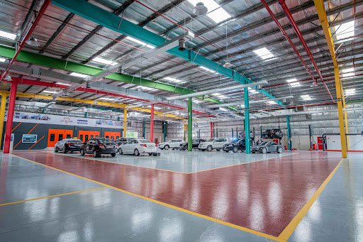 PAL Auto Garage (Br.) DIP 1 - PAL Platina - TESLA Approved Bodyshop